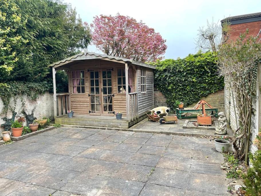 The Cottage, A Perfect Getaway! Southport Exterior photo
